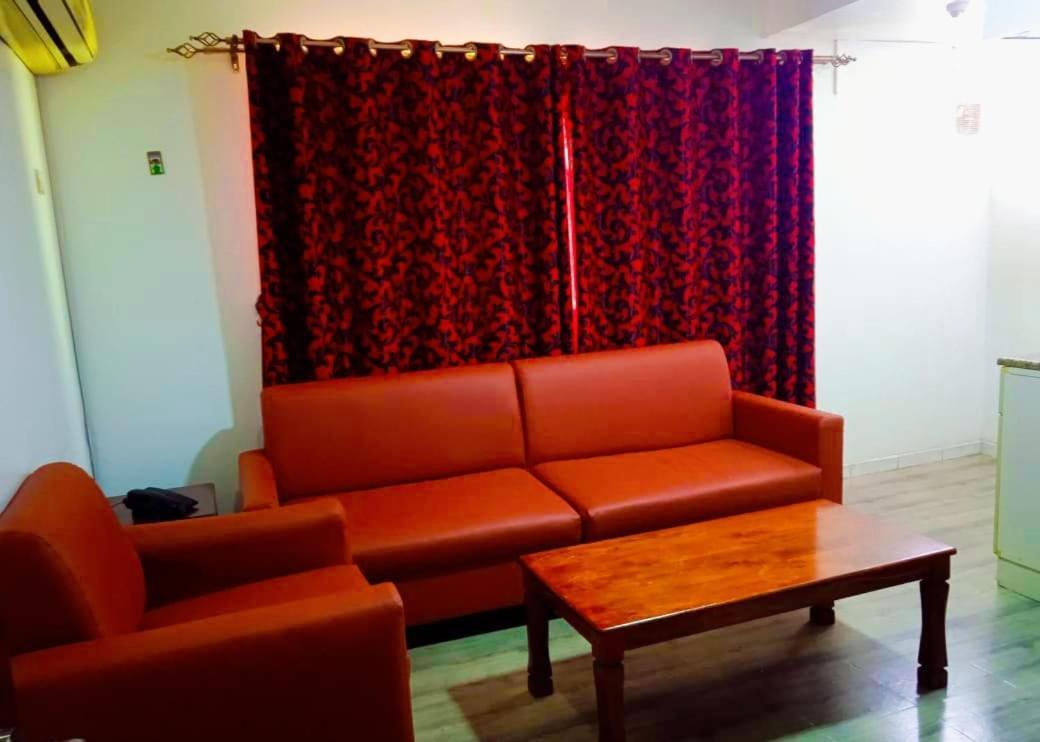 Hala Hotels Apartments Шарджа Экстерьер фото